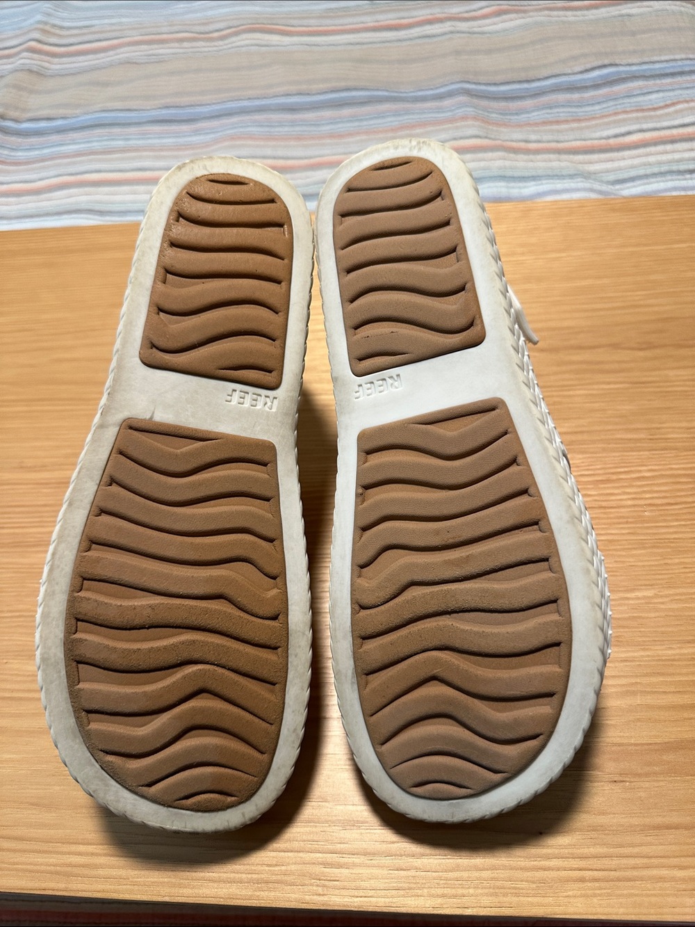 Reef White Woven Platform Slingback Sandals - Picture 6 of 6
